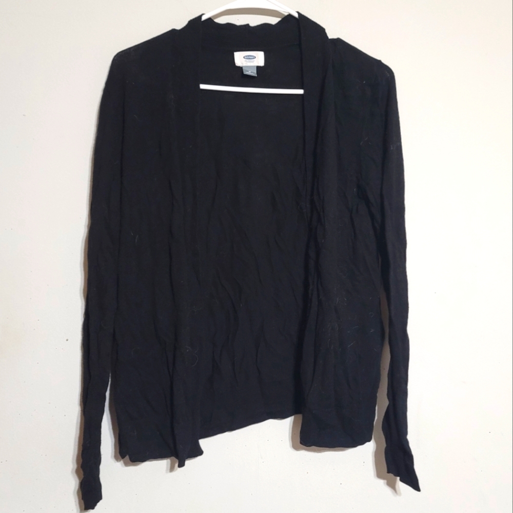 Old Navy Classic Black‎ Sweater